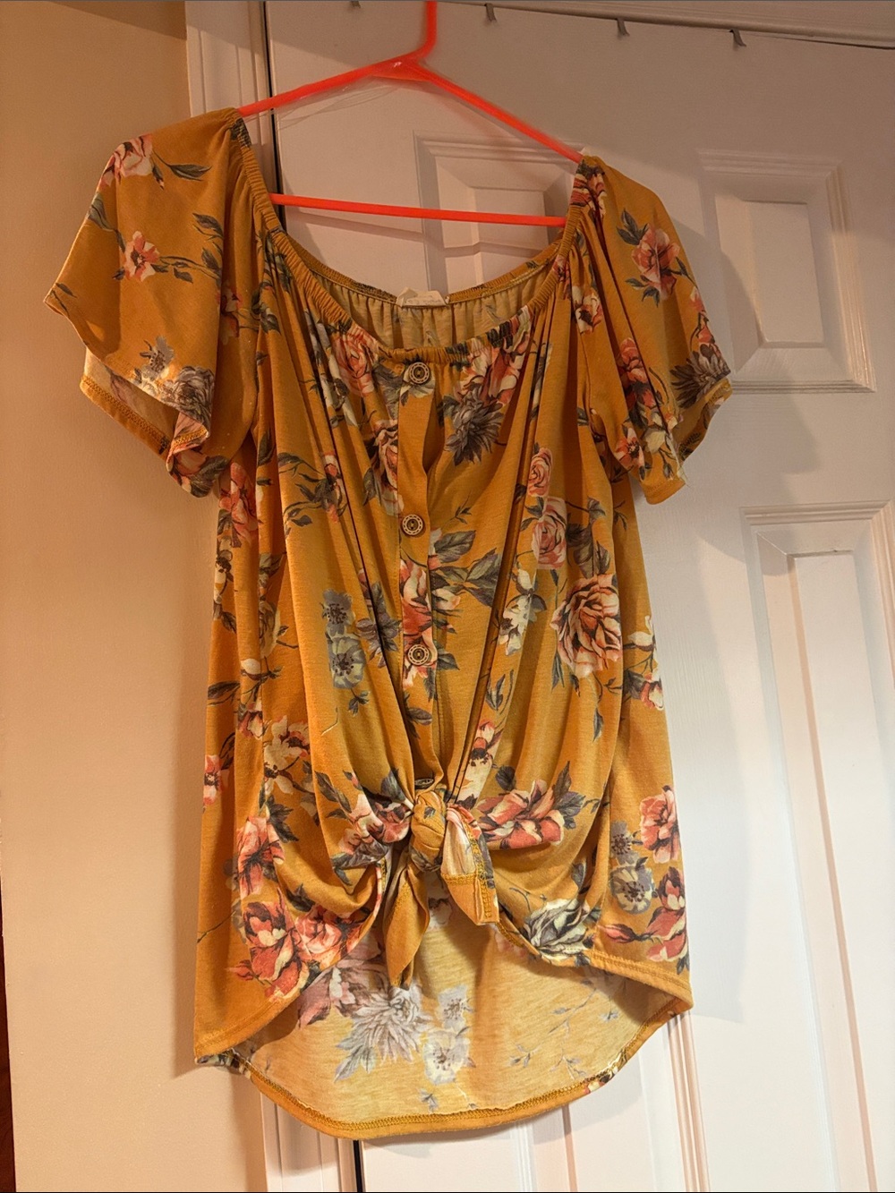 1.4.3. Story by Line Up Mustard Floral Tie-Front Blouse